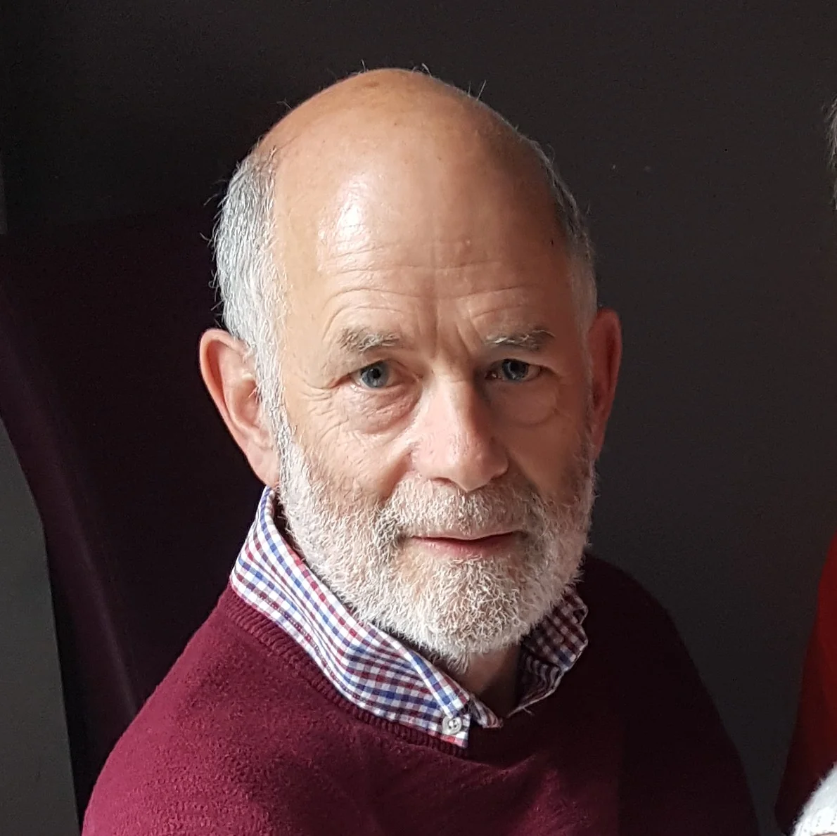 Dr. Peter Robinson